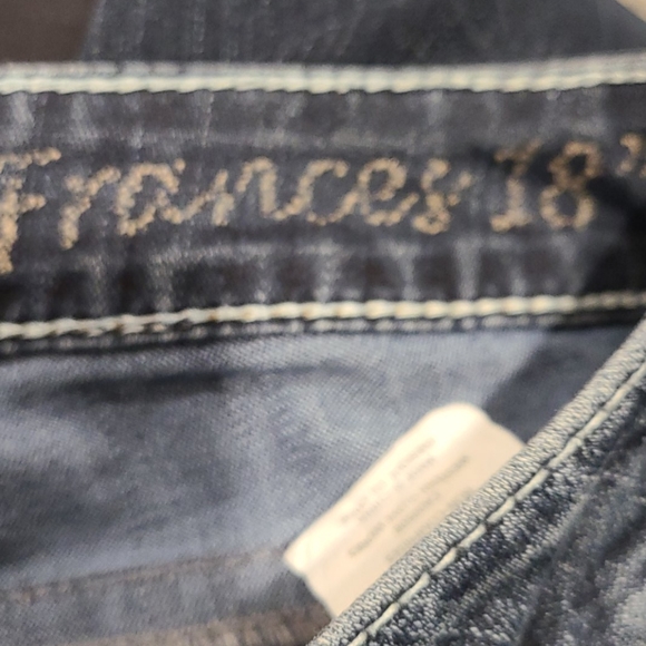 Silver Jeans Frances 18" BootCut 28 x 31 Denim - Picture 3 of 11